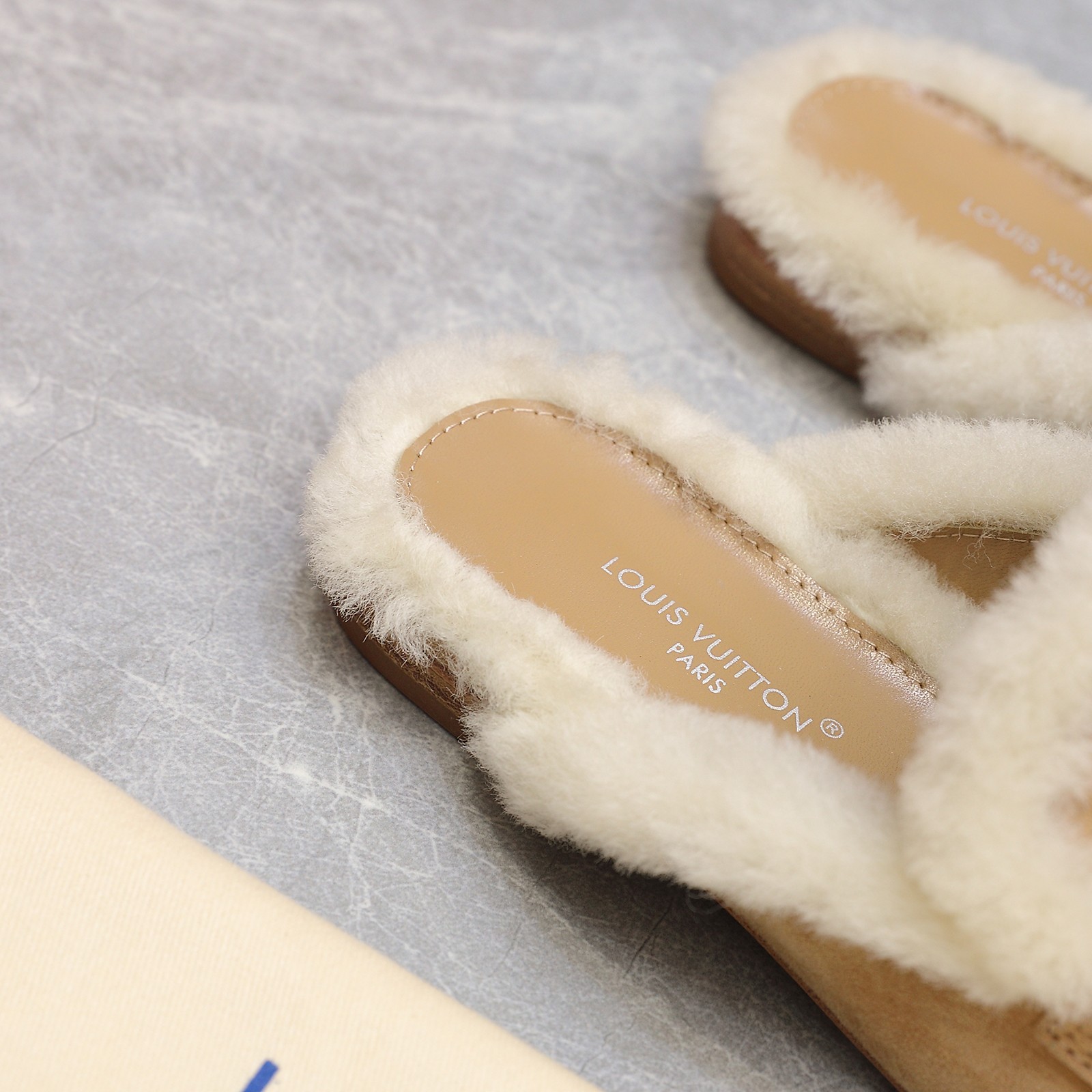 013 34123118 size 35-42