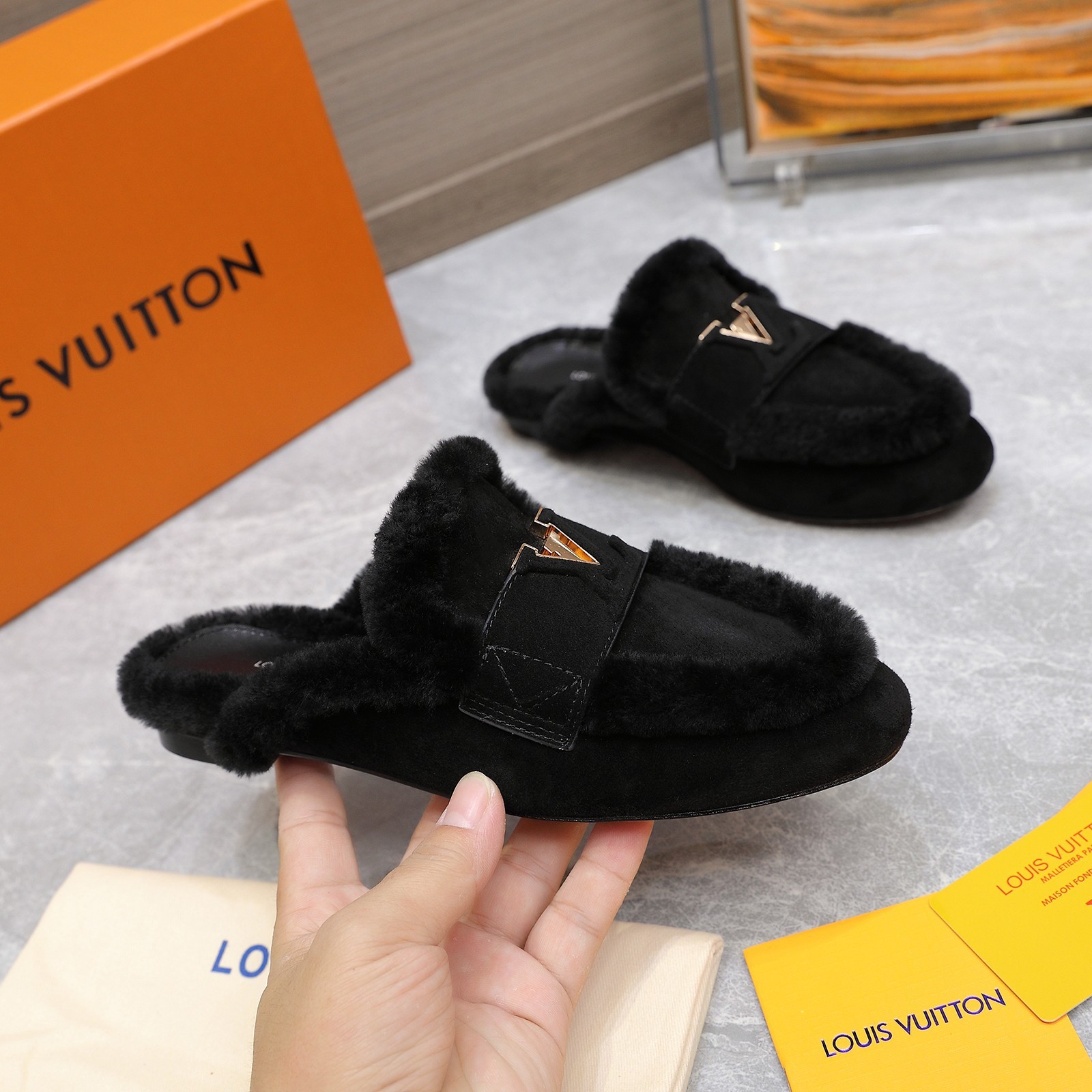 009 34123118 size 35-42