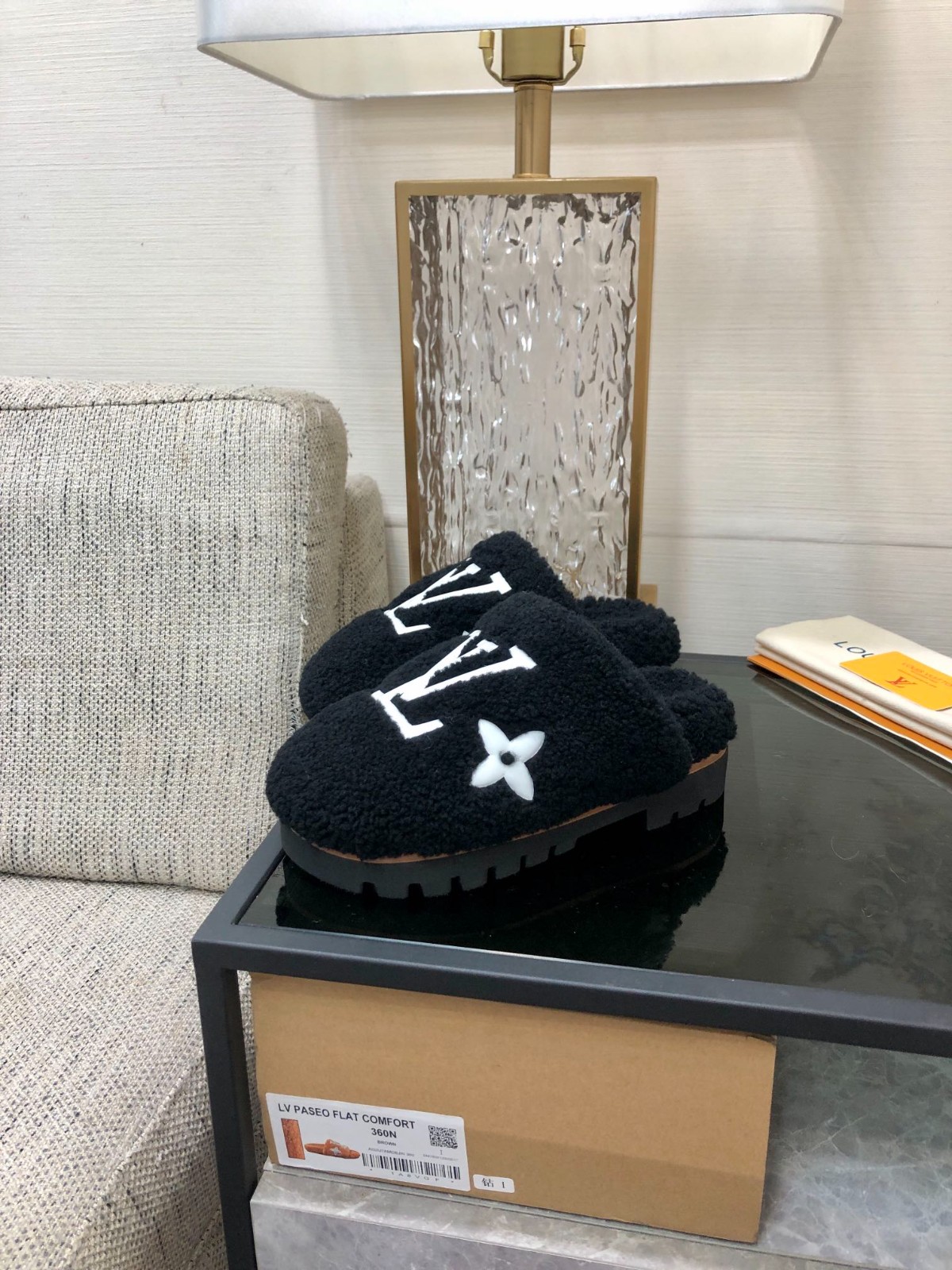 002 30123108 size 35-41