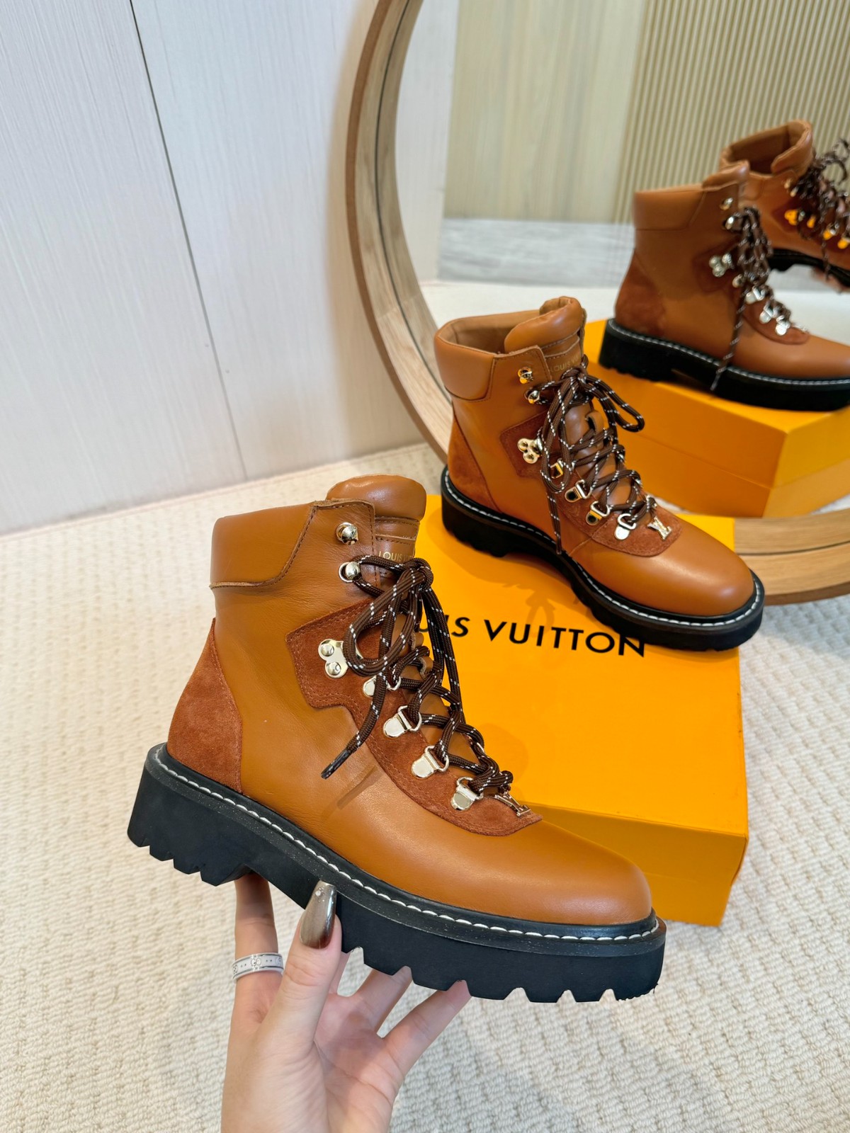 108 36123124 size 35-42