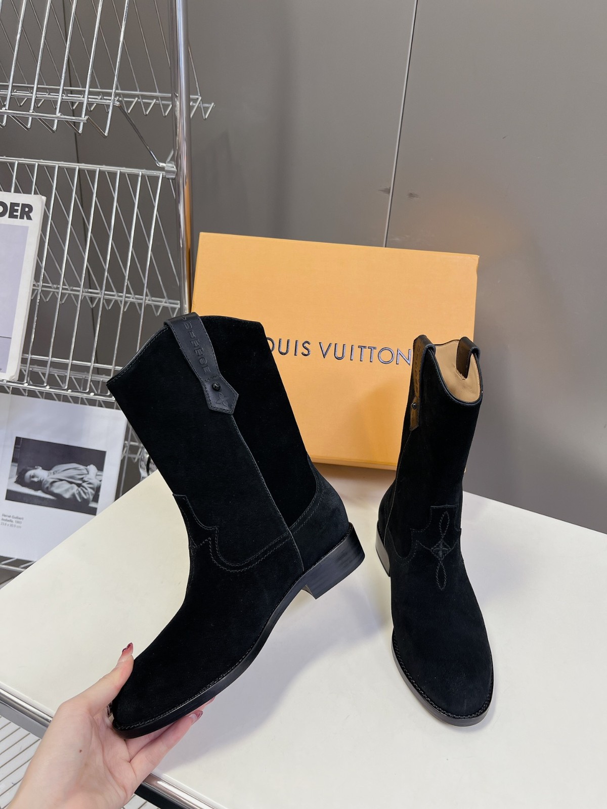 091 44123142 size 35-40
