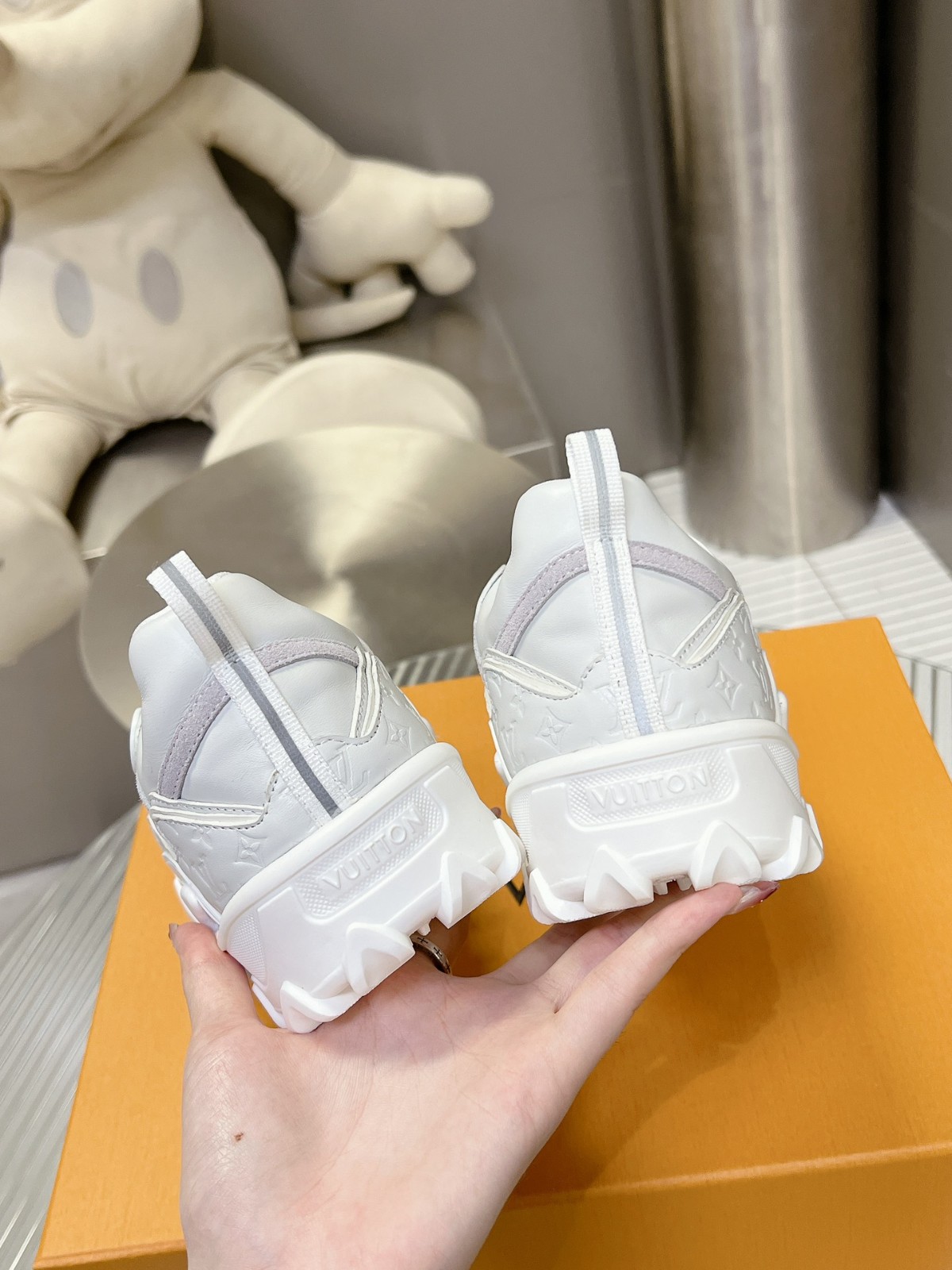 064 46123148 size 35-41