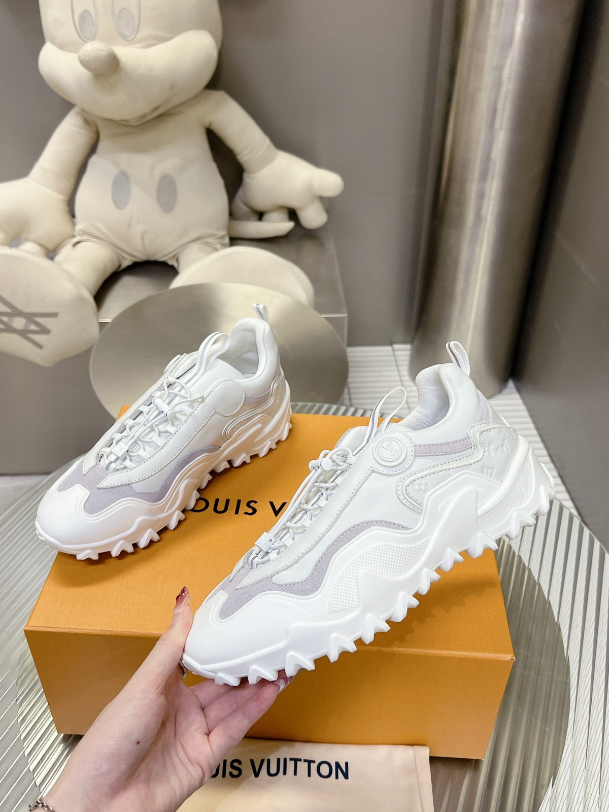 064 46123148 size 35-41