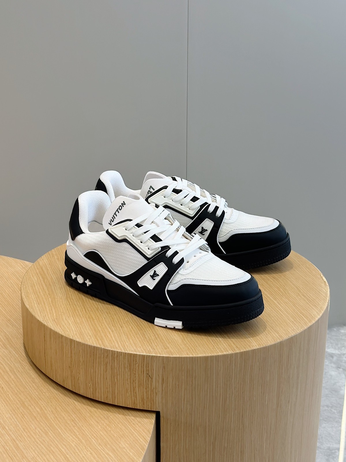 056 46123148 size 38-45