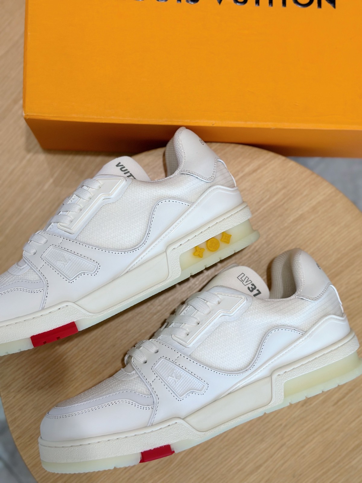 055 46123148 size 38-45