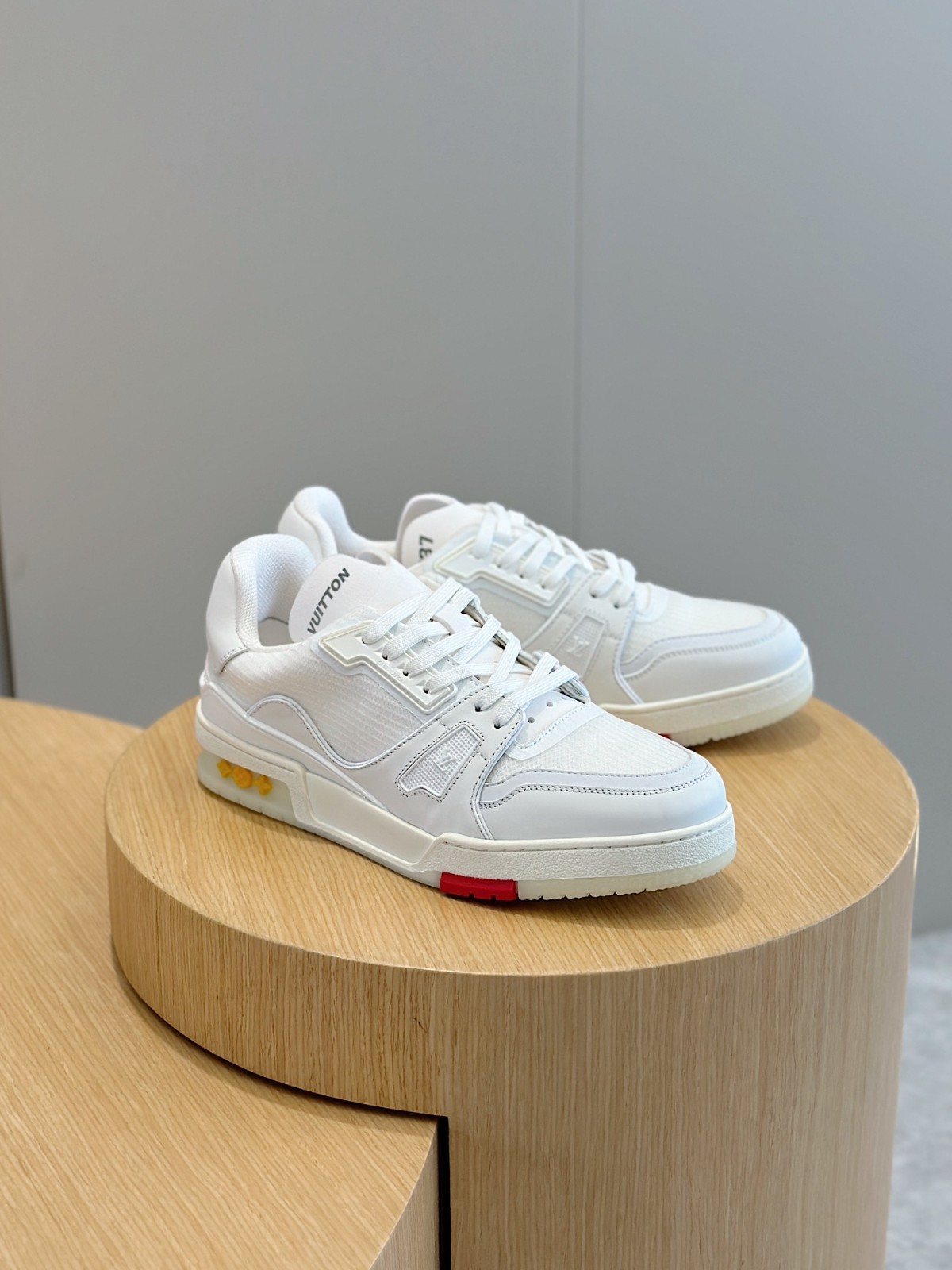 055 46123148 size 38-45