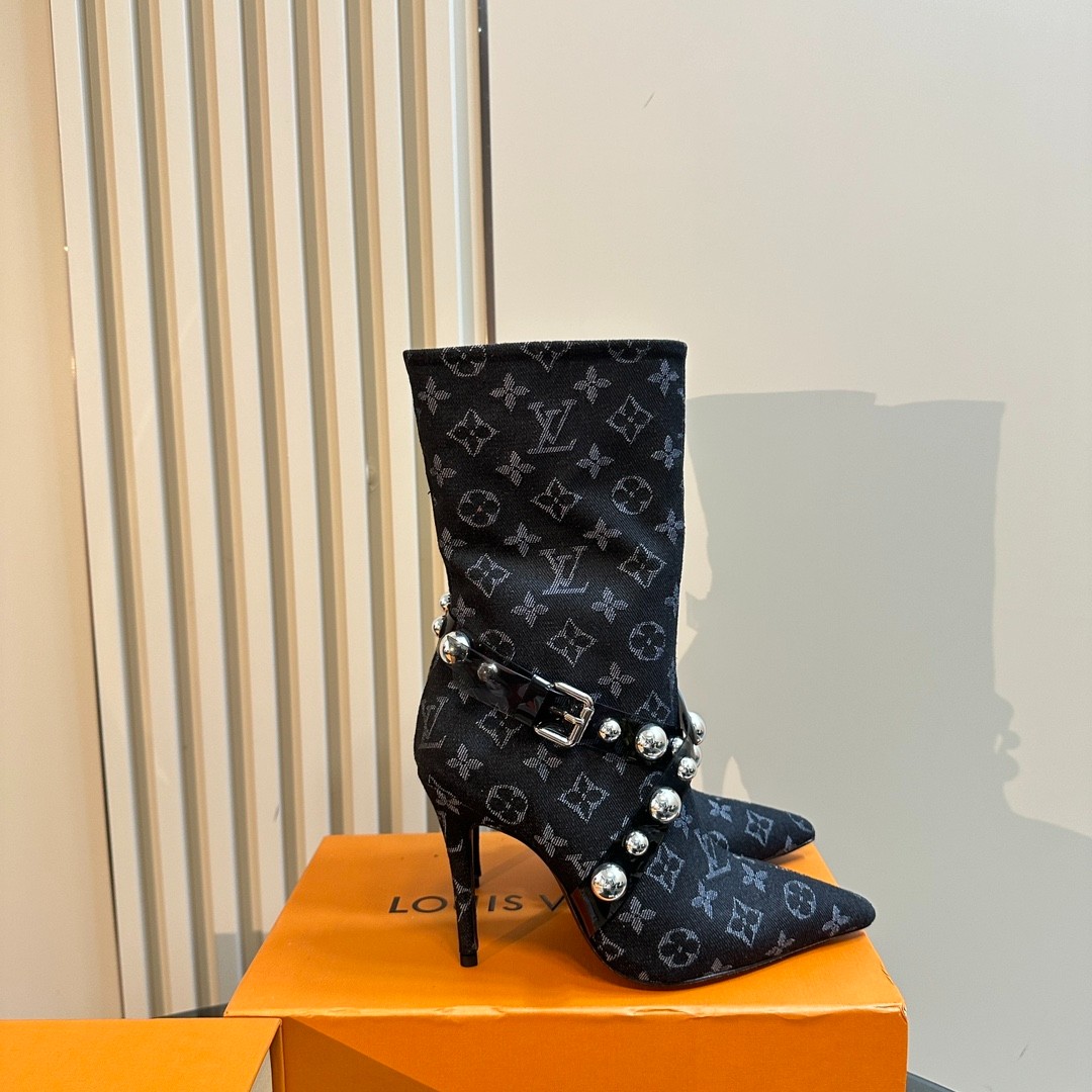 053 46123148 size 34-41