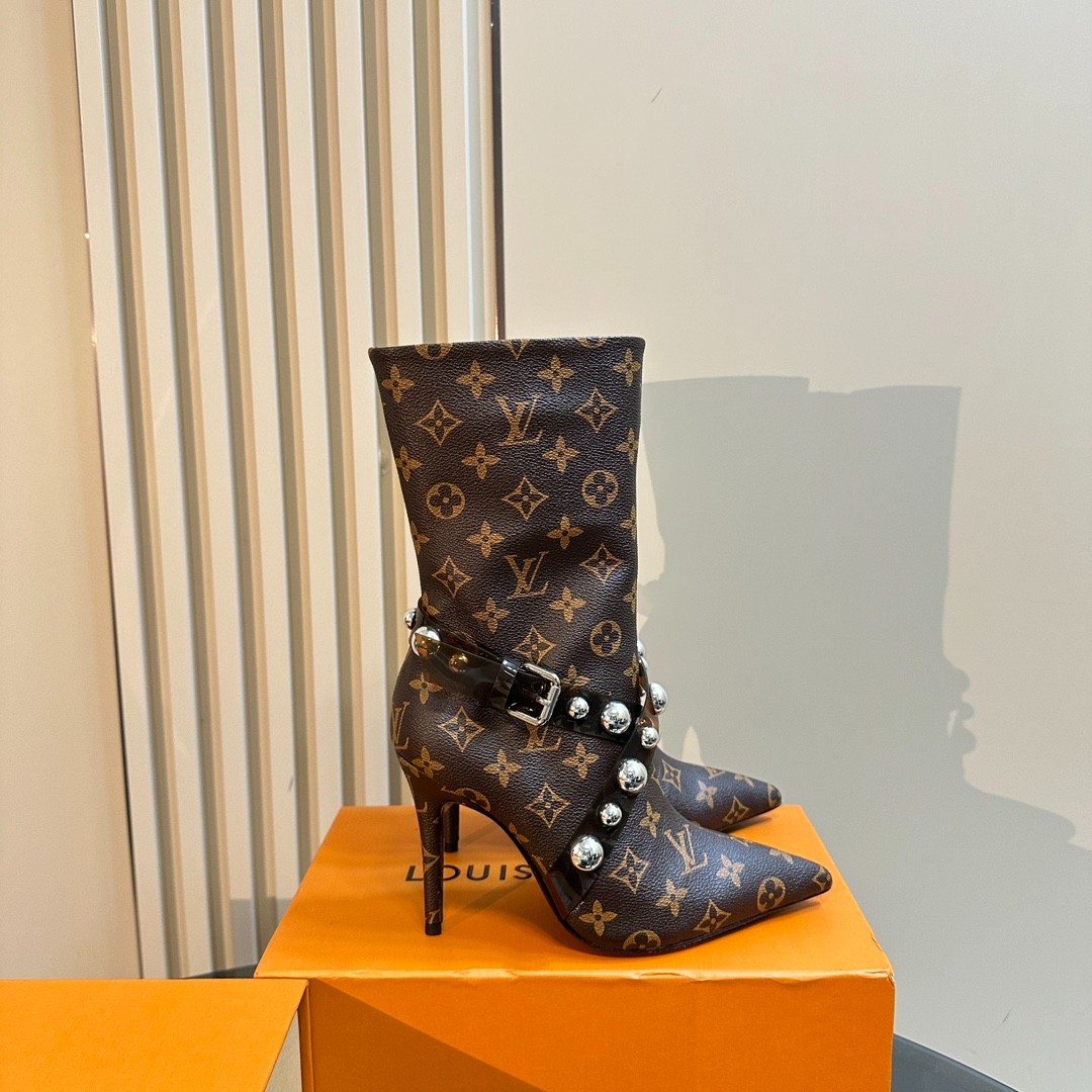 052 46123148 size 34-41