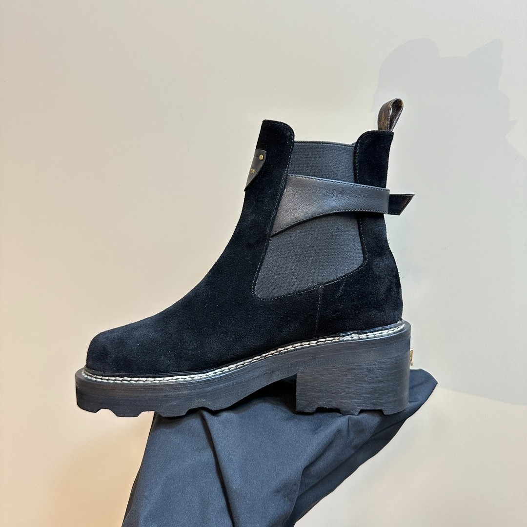 047 44123142 size 34-41