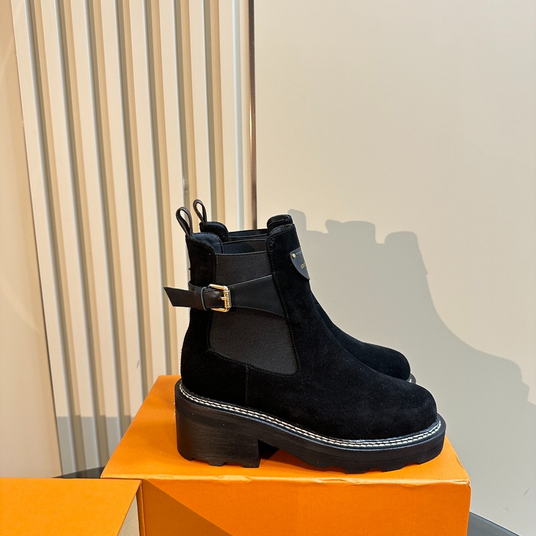 047 44123142 size 34-41