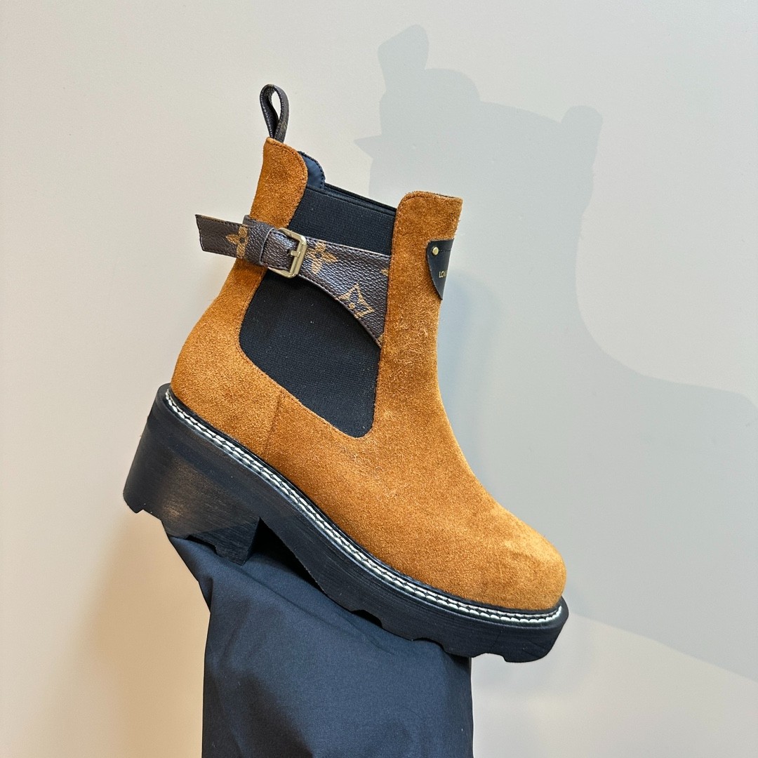 045 44123142 size 34-41