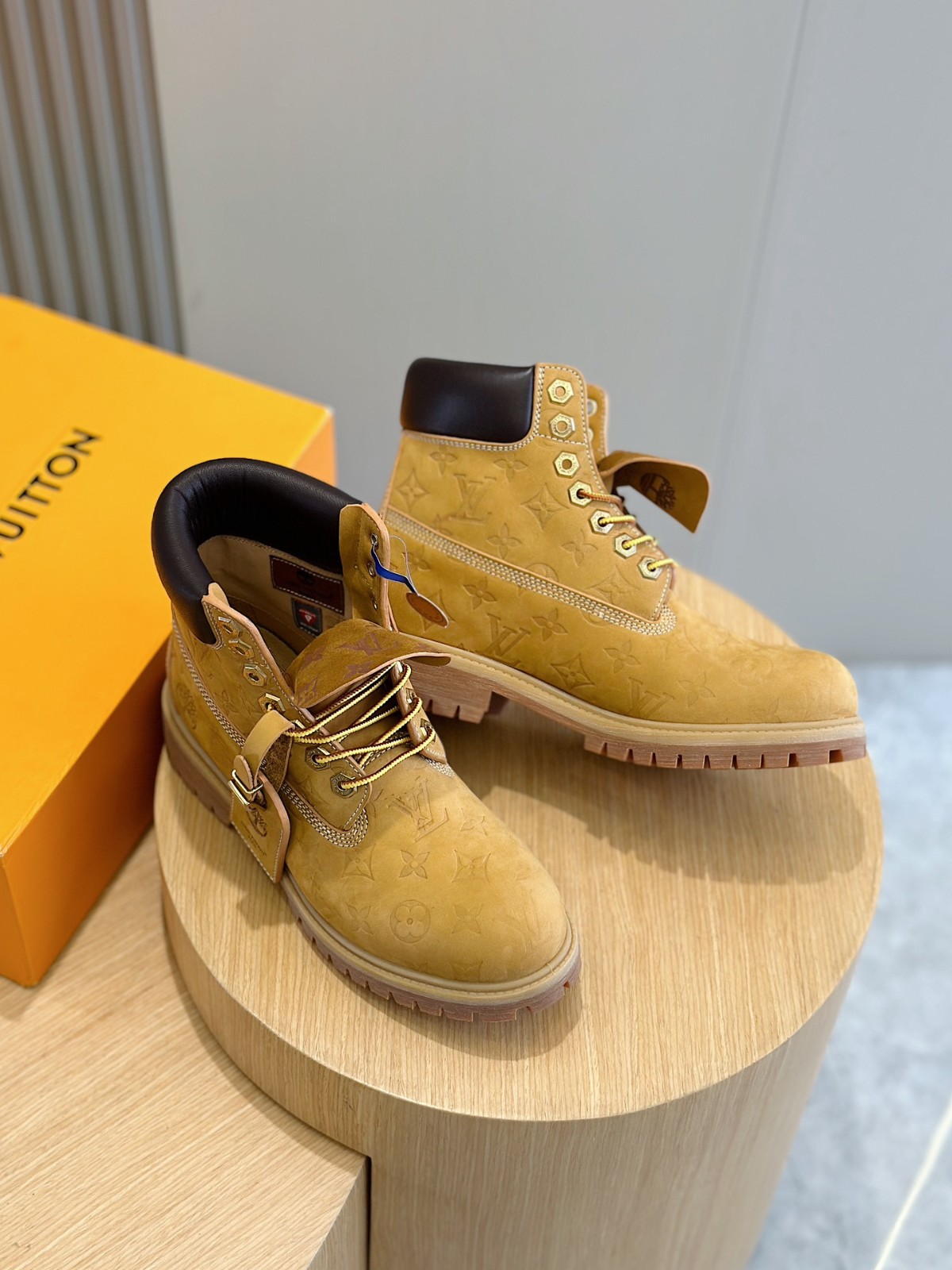 040 50123158 size 38-45