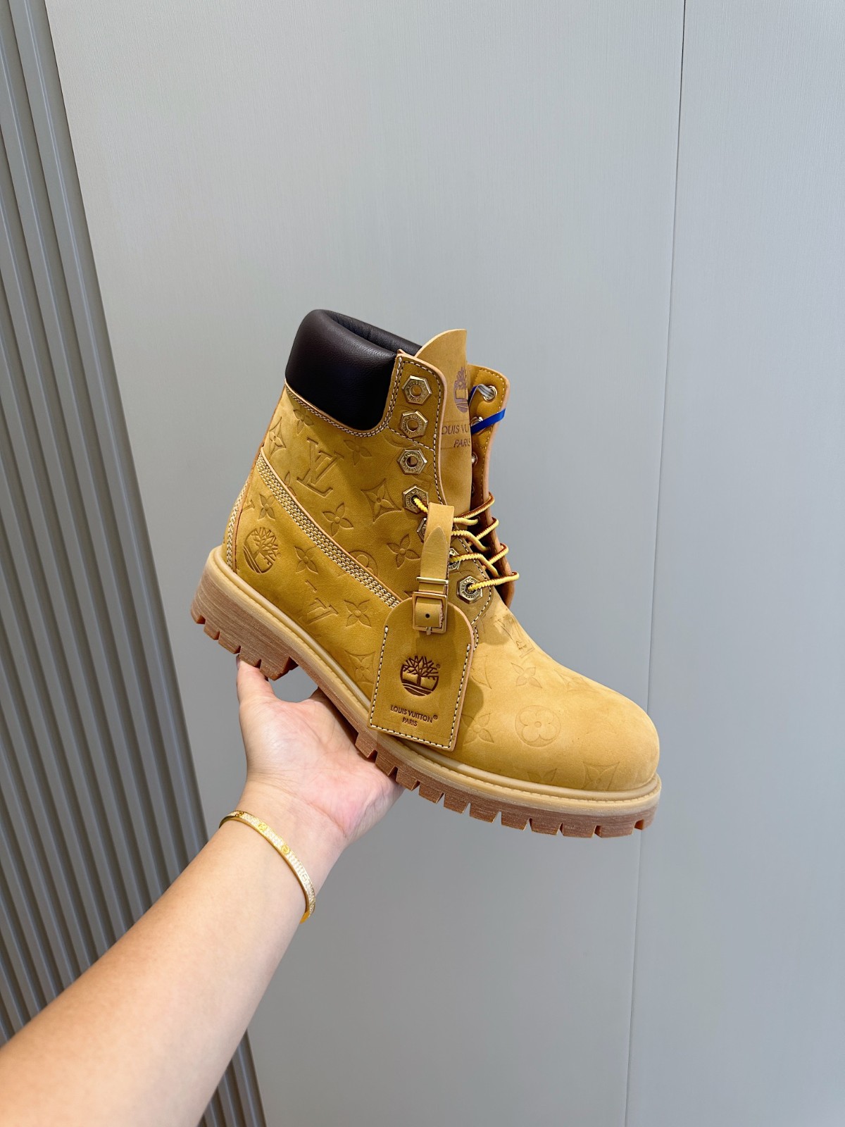 040 50123158 size 38-45