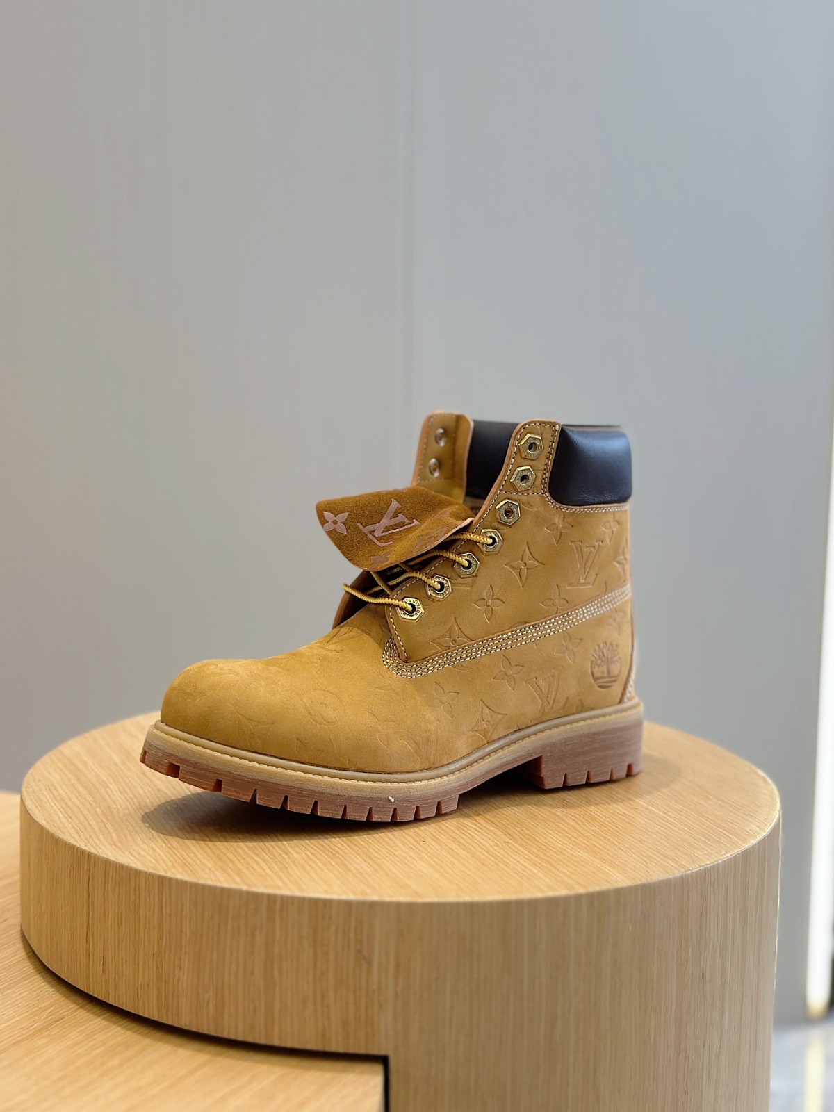 040 50123158 size 38-45