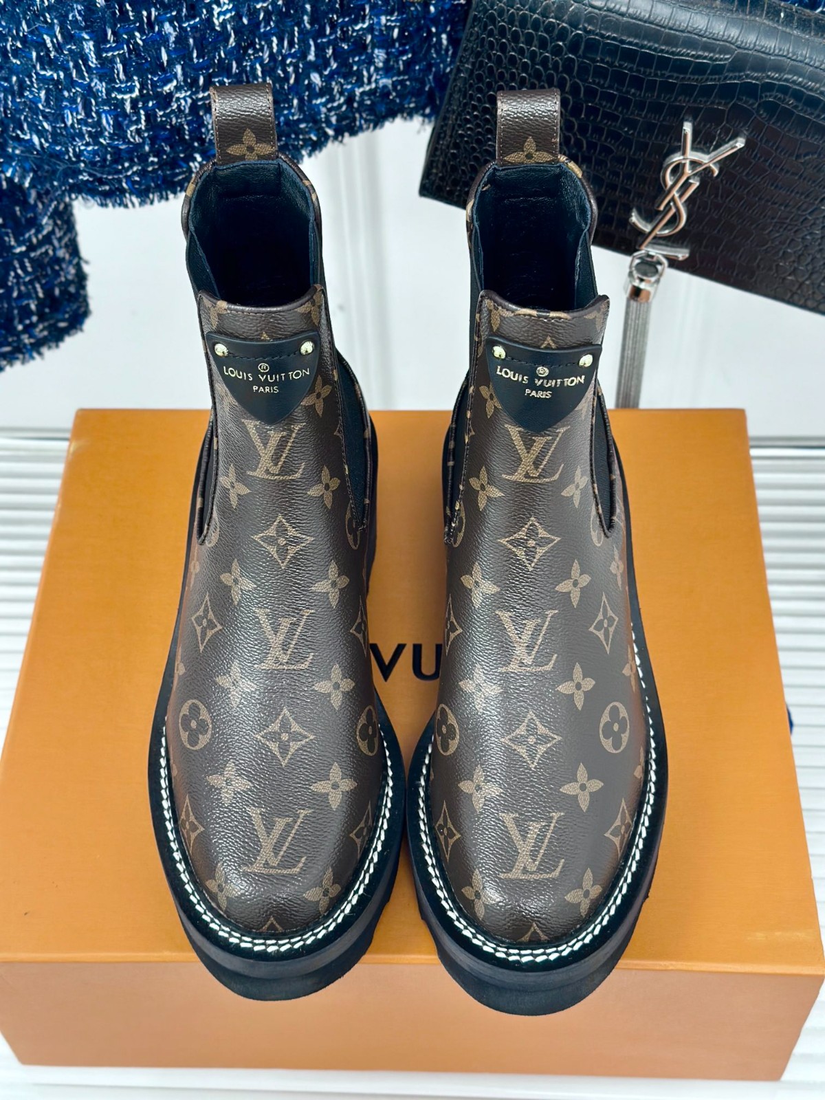 037 42123138 size 35-40
