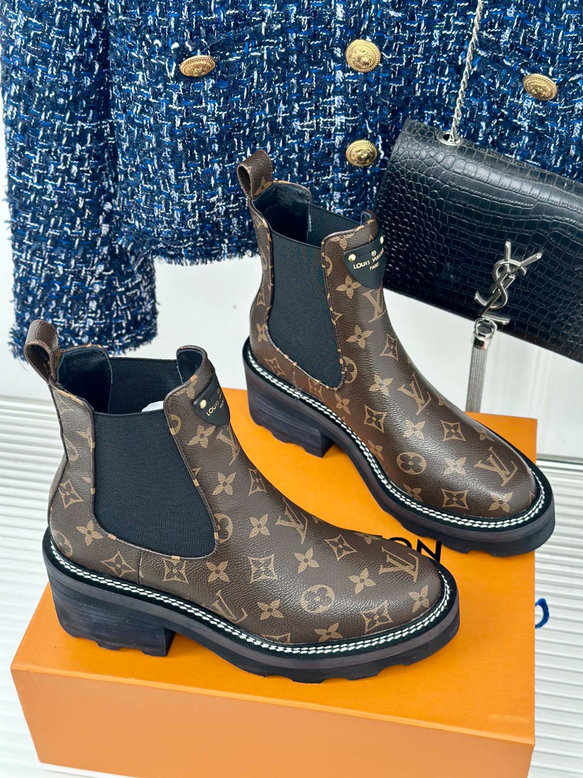 037 42123138 size 35-40