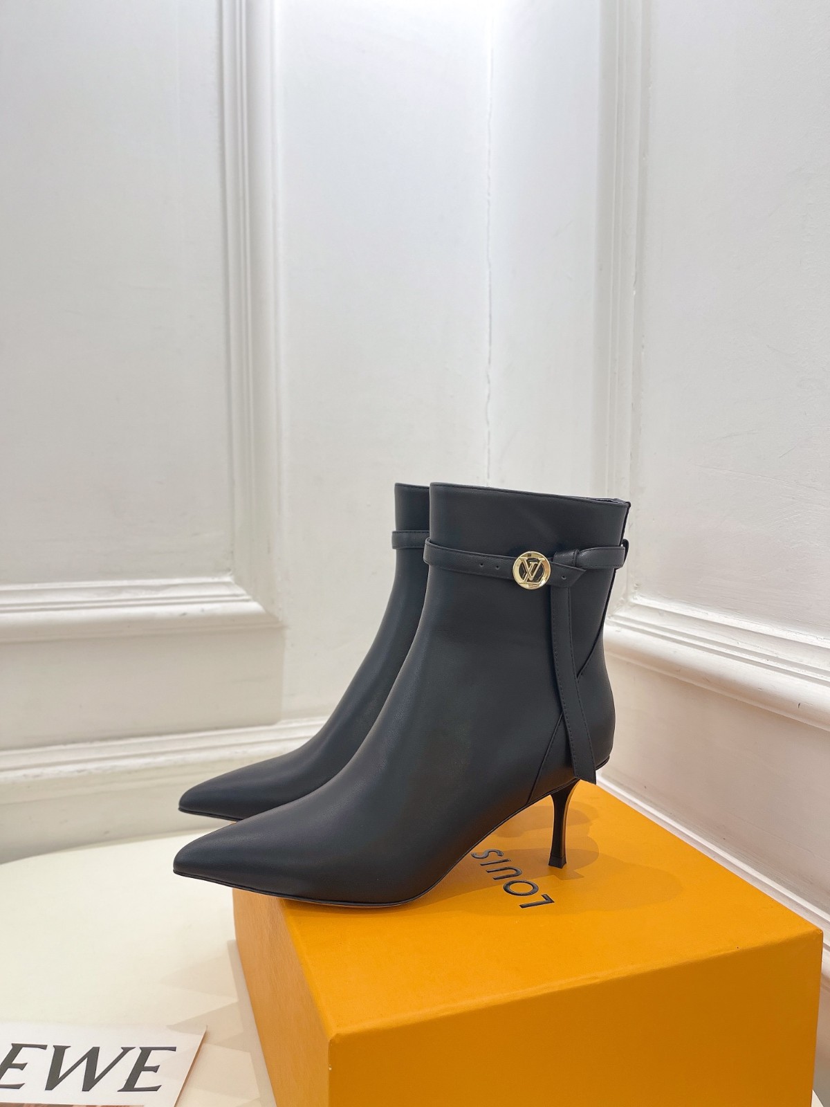 024 46123148 size 34-41