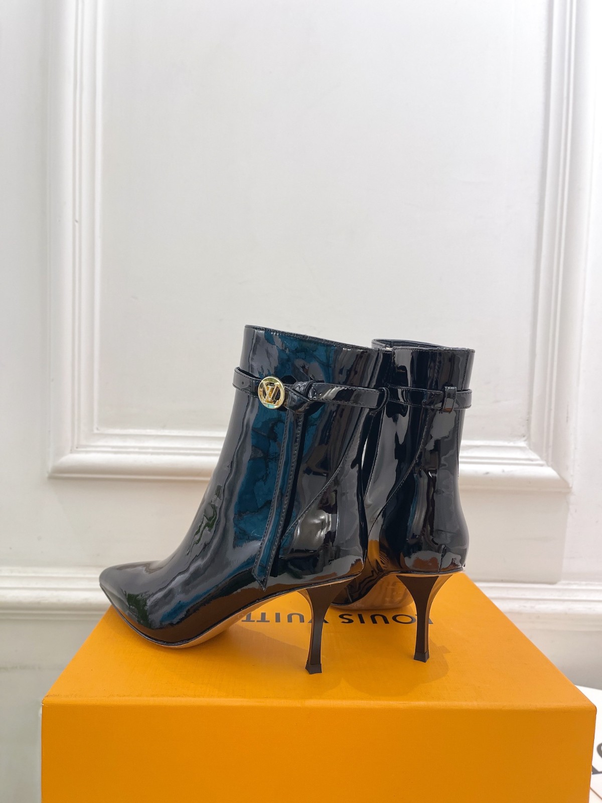 023 46123148 size 34-41