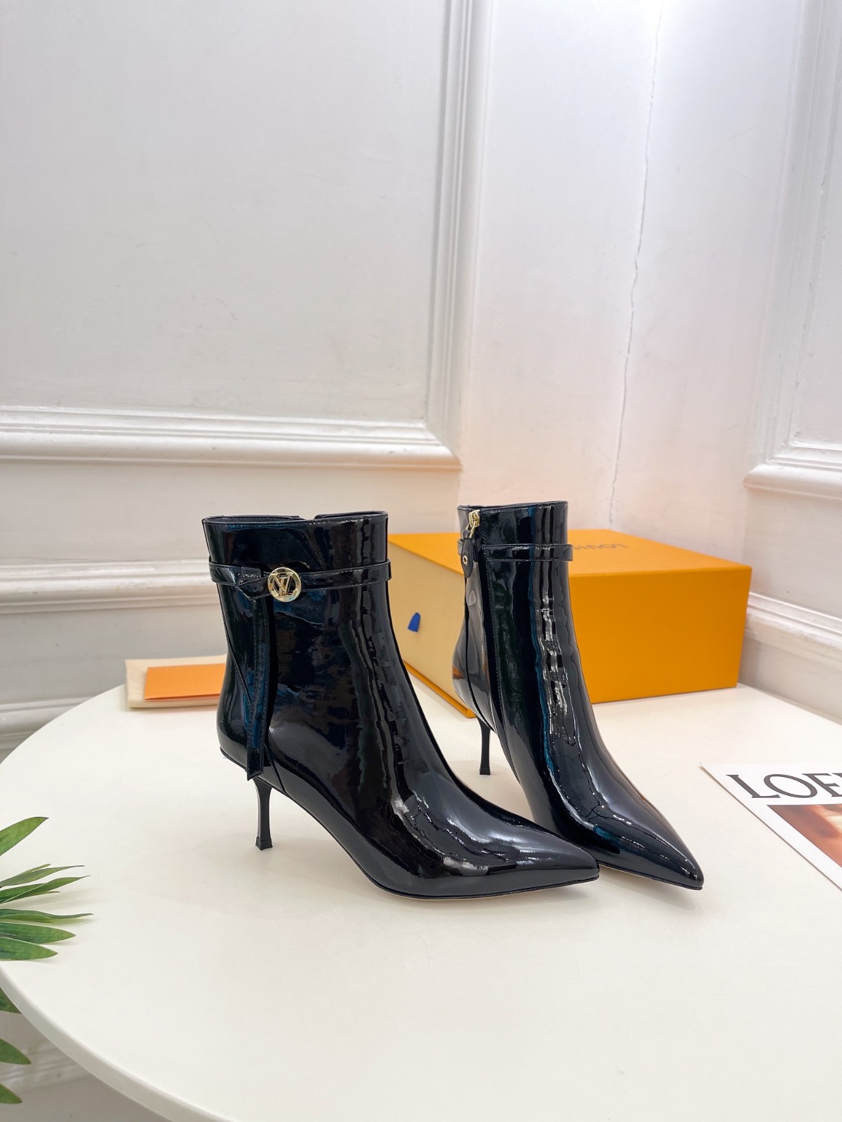 023 46123148 size 34-41