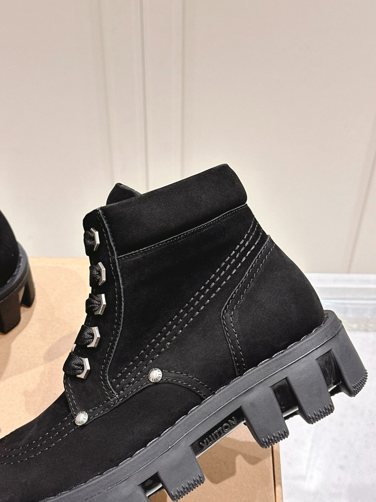 017 48123152 size 35-45