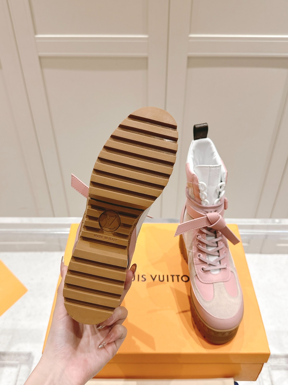 010 42123137 size 35-42