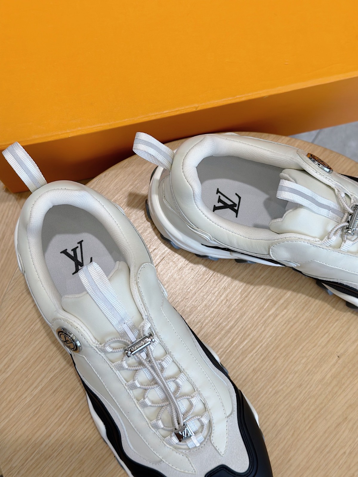 004 45123147 size 38-45