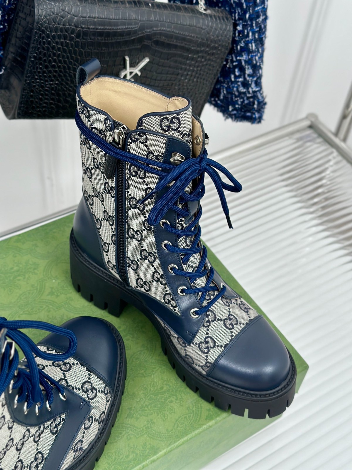 032 40123133 size 35-41