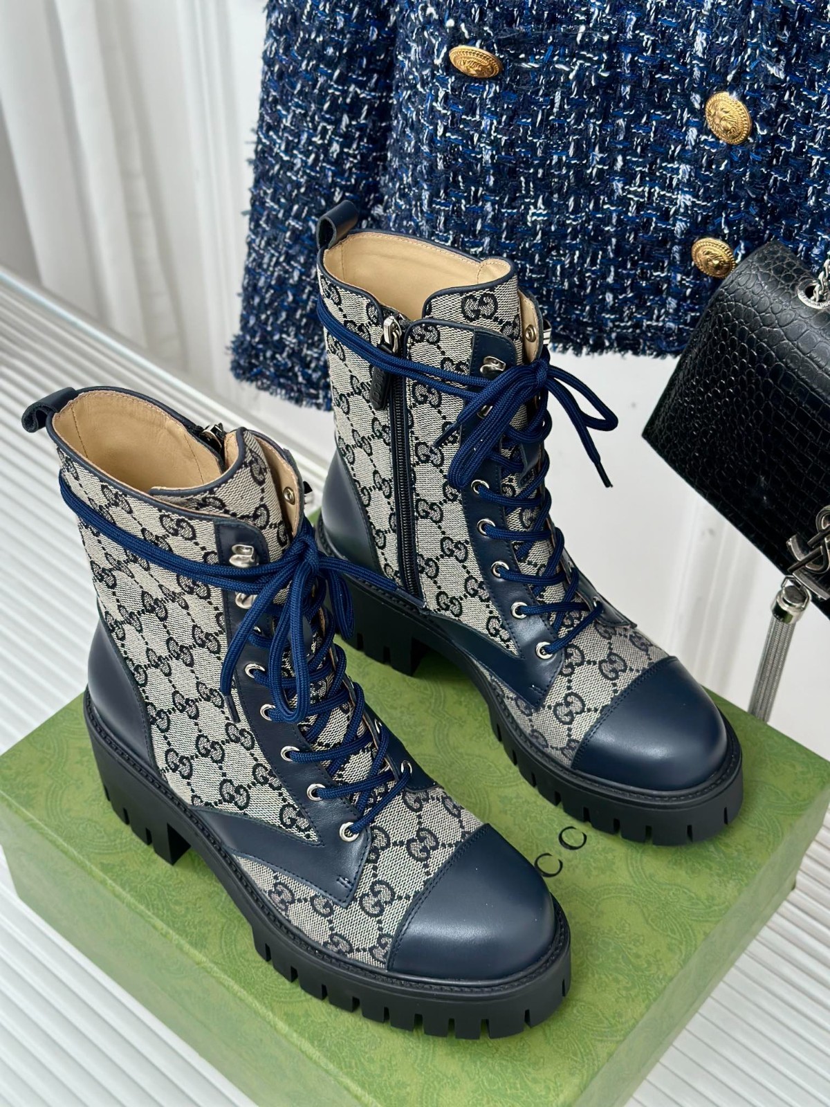 032 40123133 size 35-41