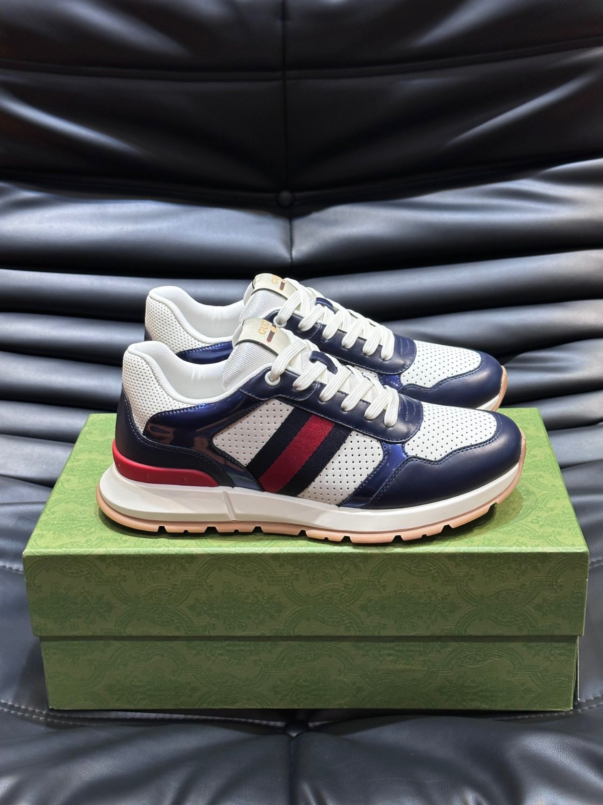008 40123133 size 38-45