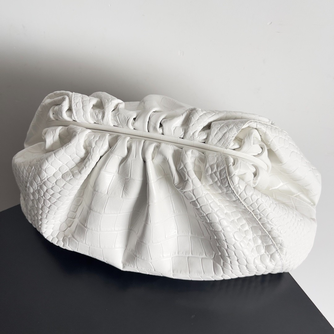 115 size 38x20x8.5cm