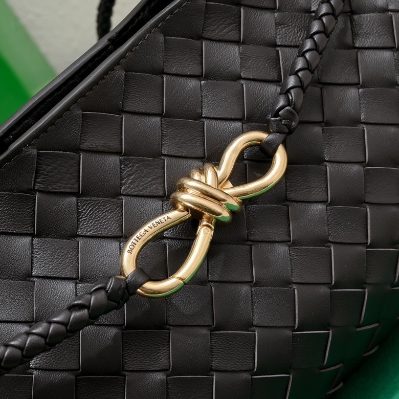 087 110123345 size 29x18x10cm