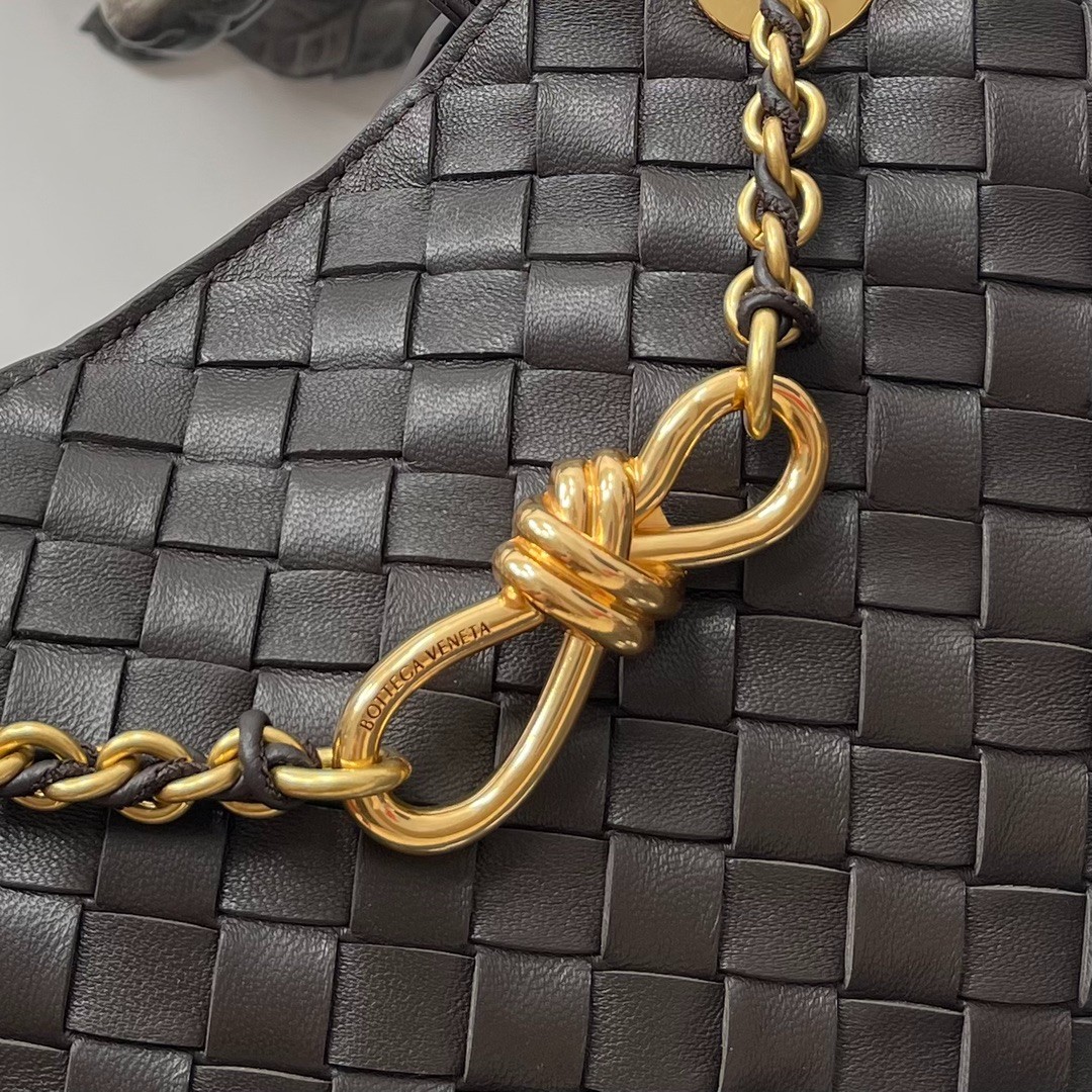 077 106123314 size 25×20×10.5cm