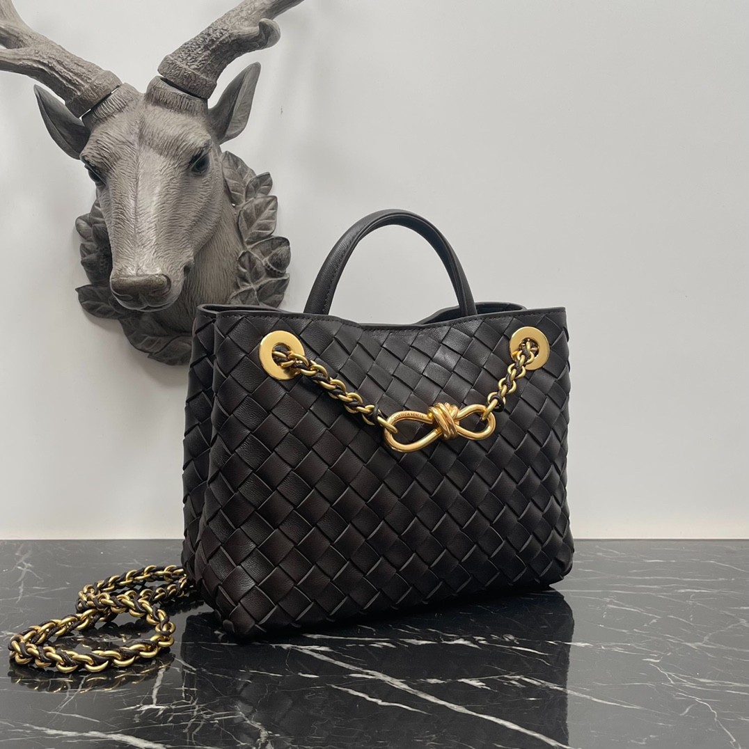 077 106123314 size 25×20×10.5cm