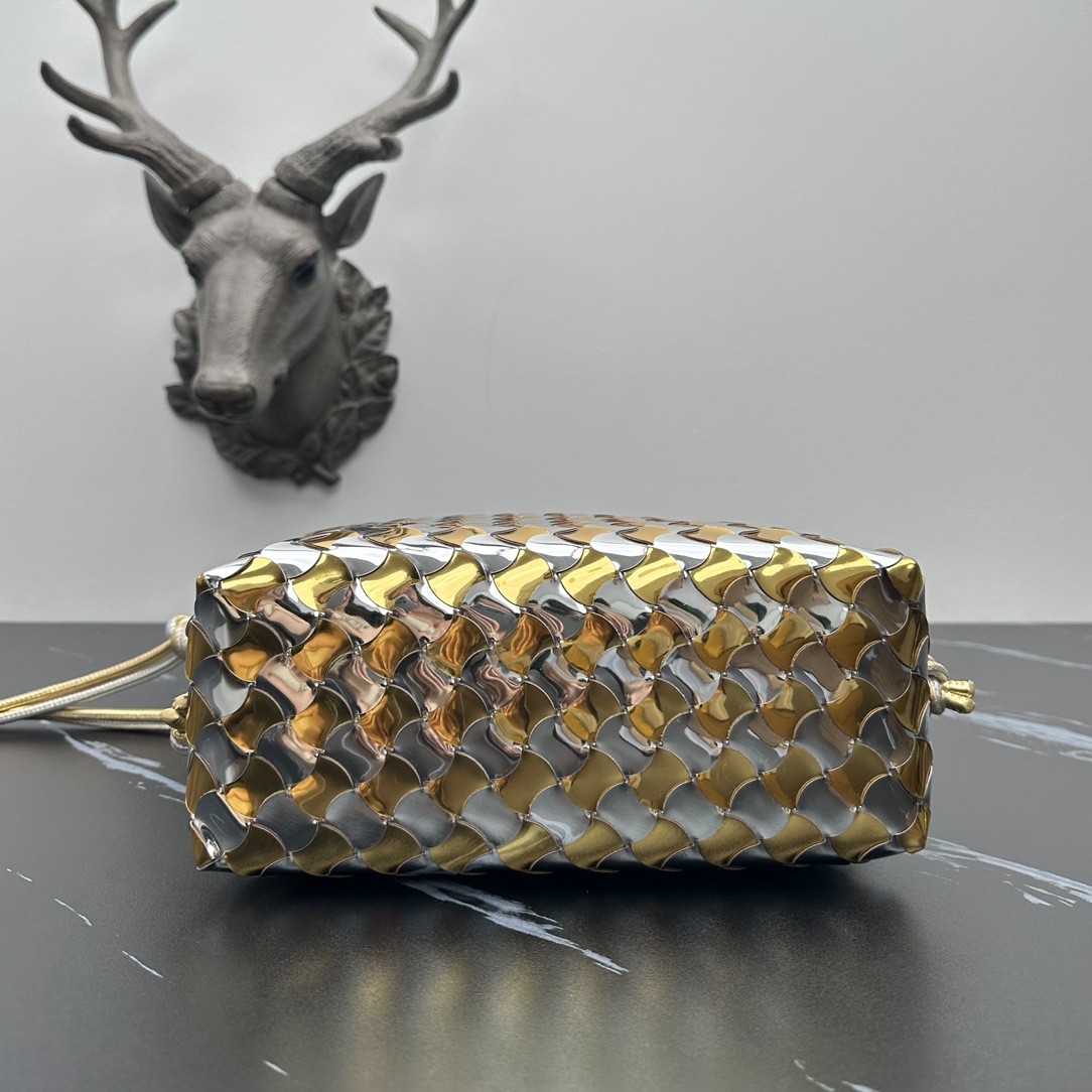 070 80123213 size 22x15.5x9cm