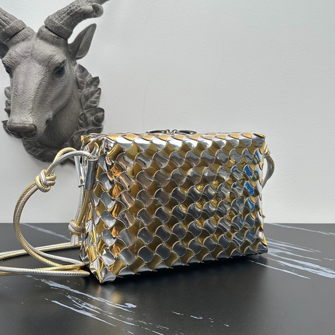 070 80123213 size 22x15.5x9cm