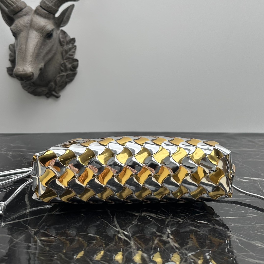 068 73123207 size 22x12x7cm