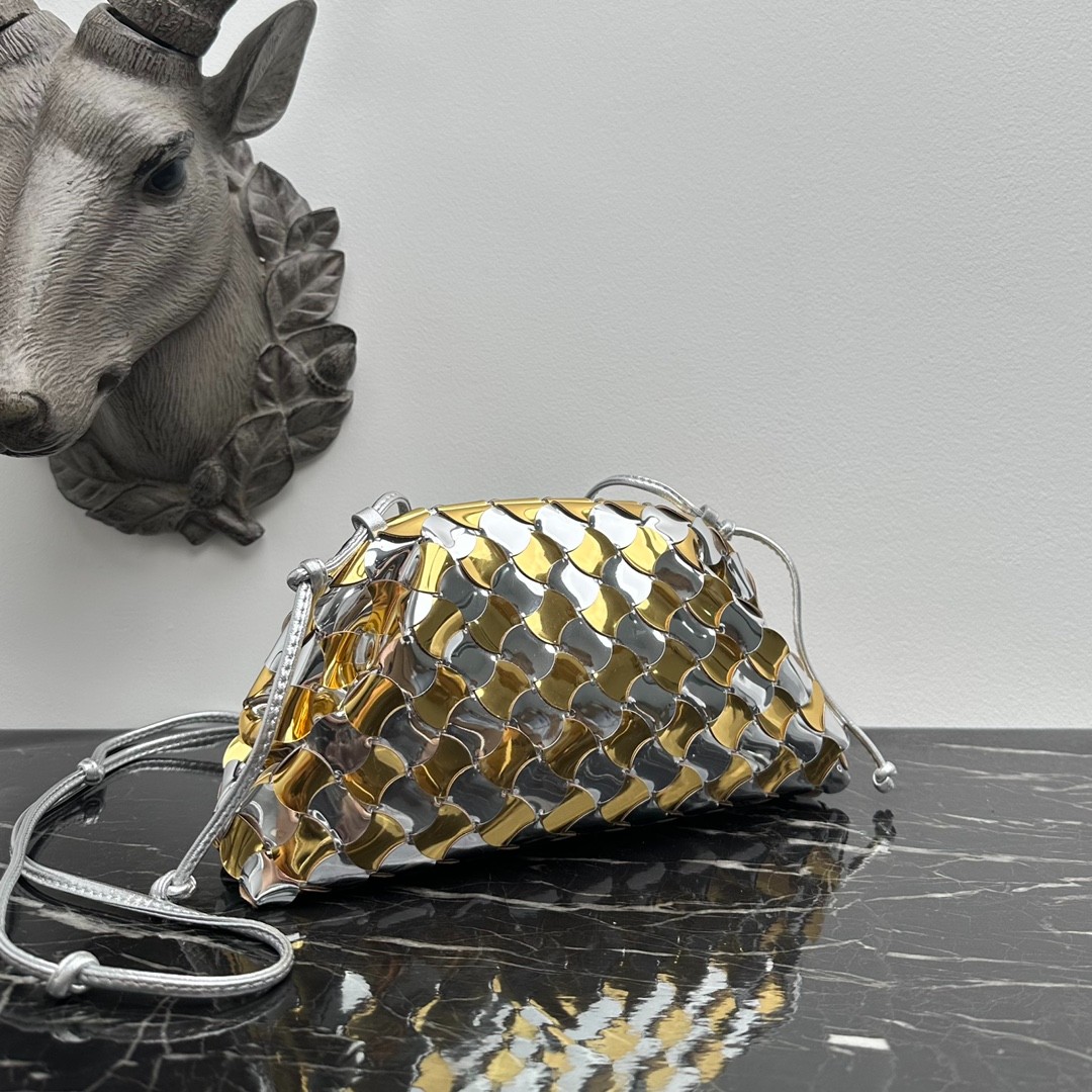 068 73123207 size 22x12x7cm