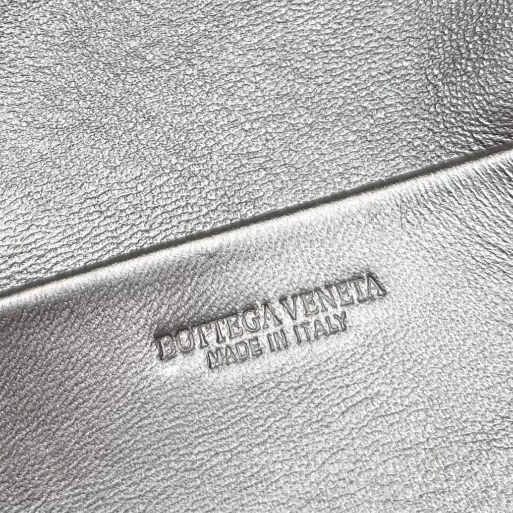 066 78123211 size 22×12.5×5cm