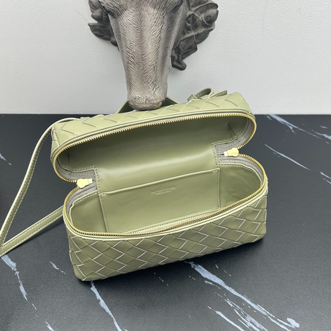 065 78123211 size 22×12.5×5cm