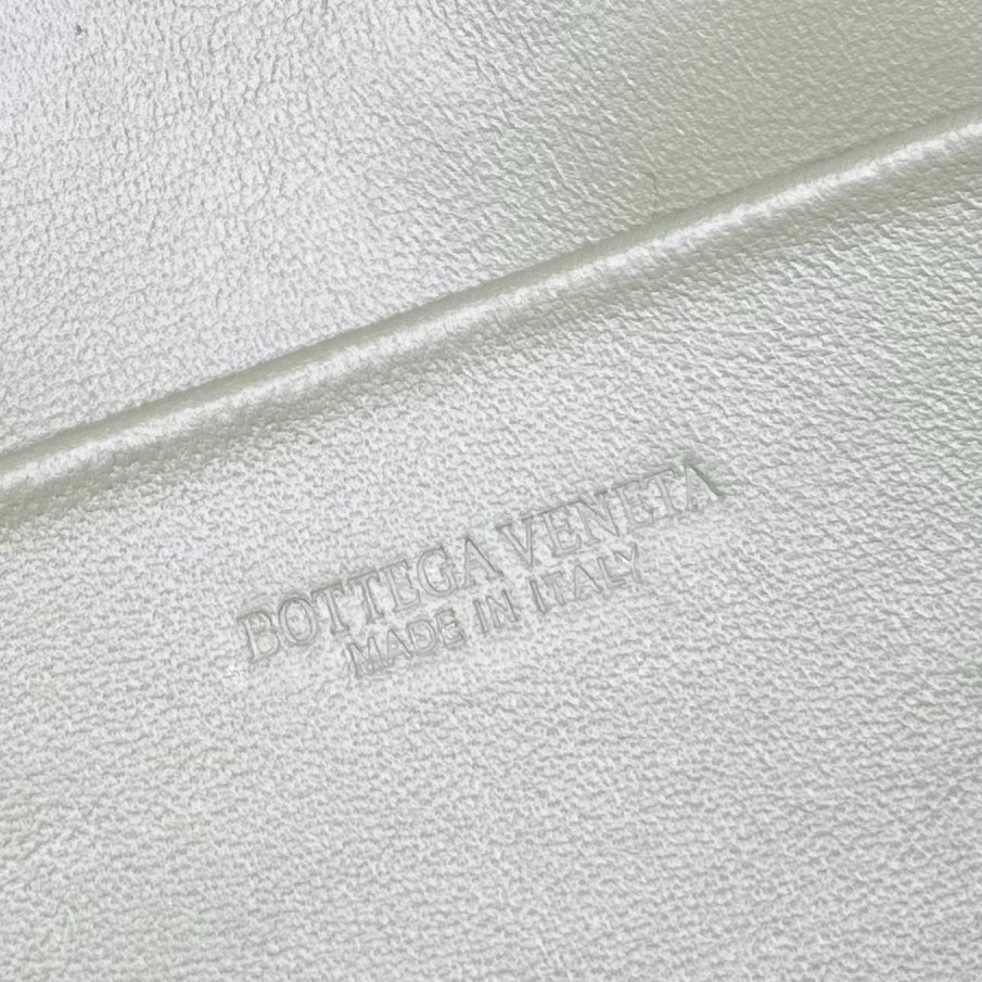 065 78123211 size 22×12.5×5cm