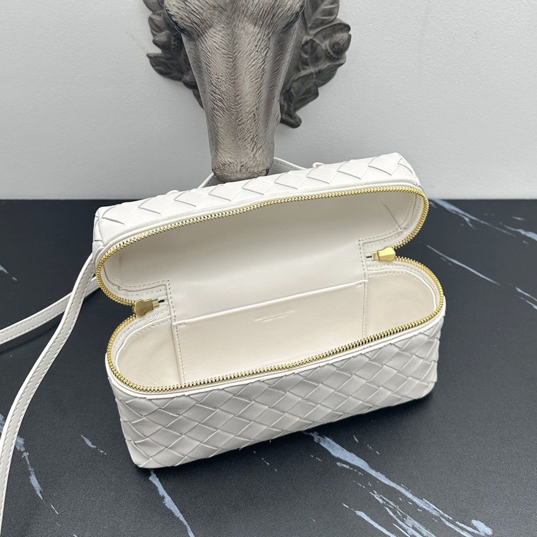 062 78123211 size 22×12.5×5cm