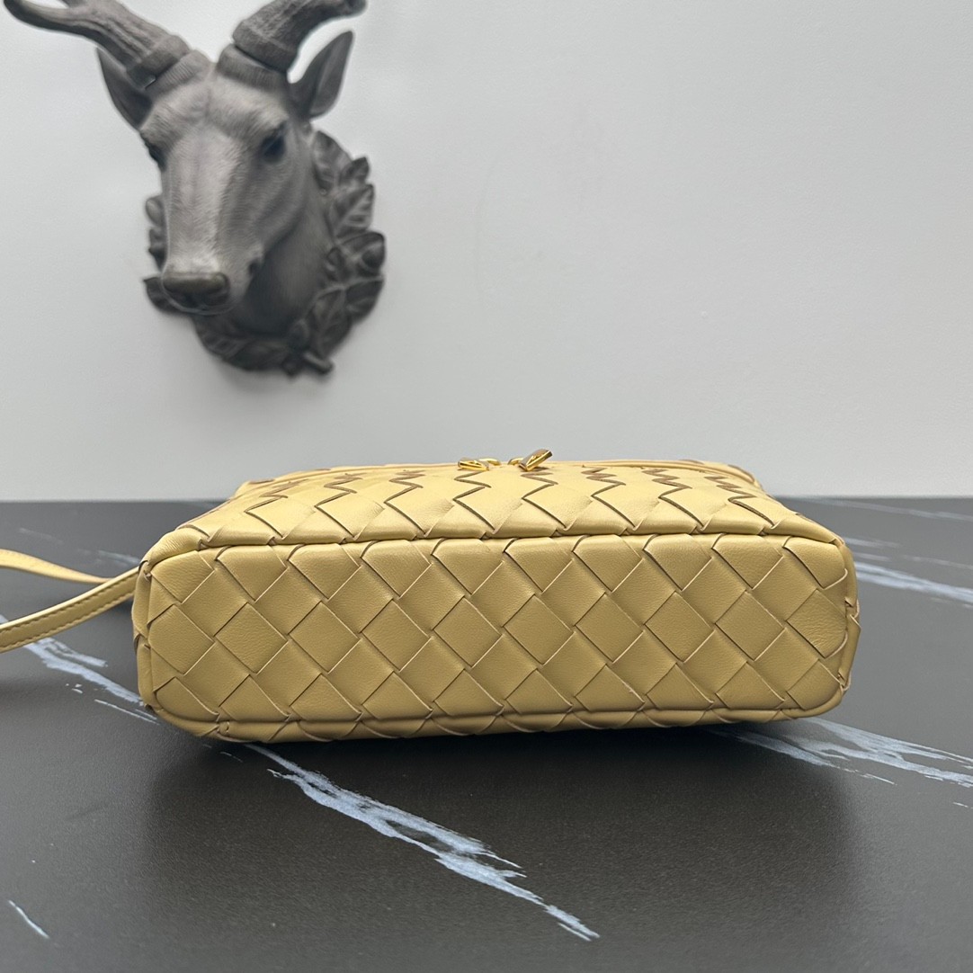 061 78123211 size 22×12.5×5cm