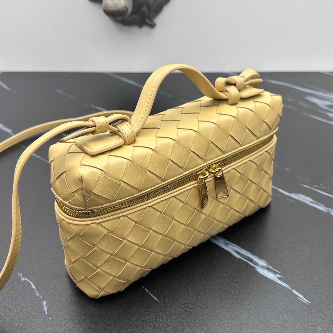 061 78123211 size 22×12.5×5cm