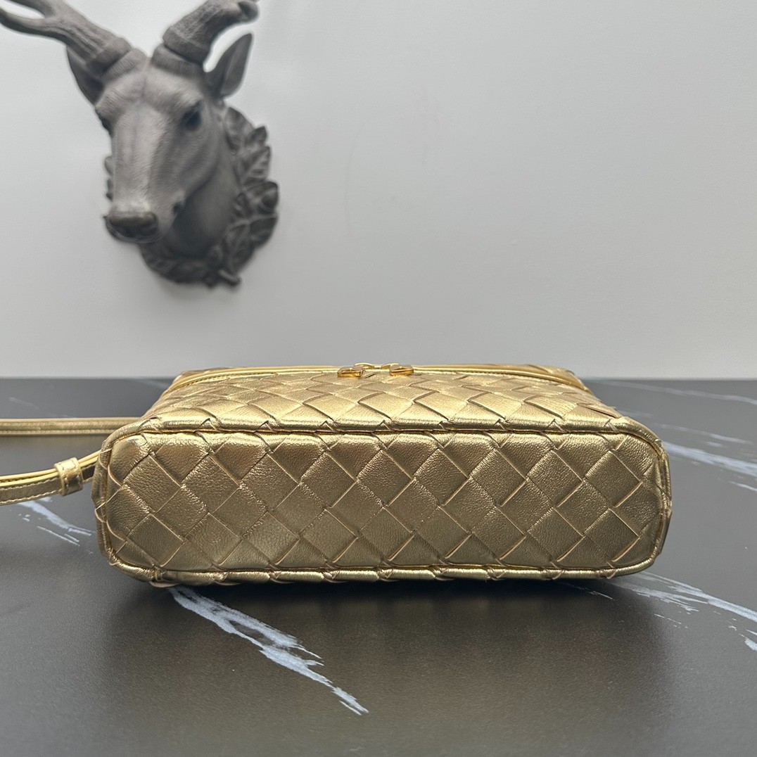 059 78123211 size 22×12.5×5cm