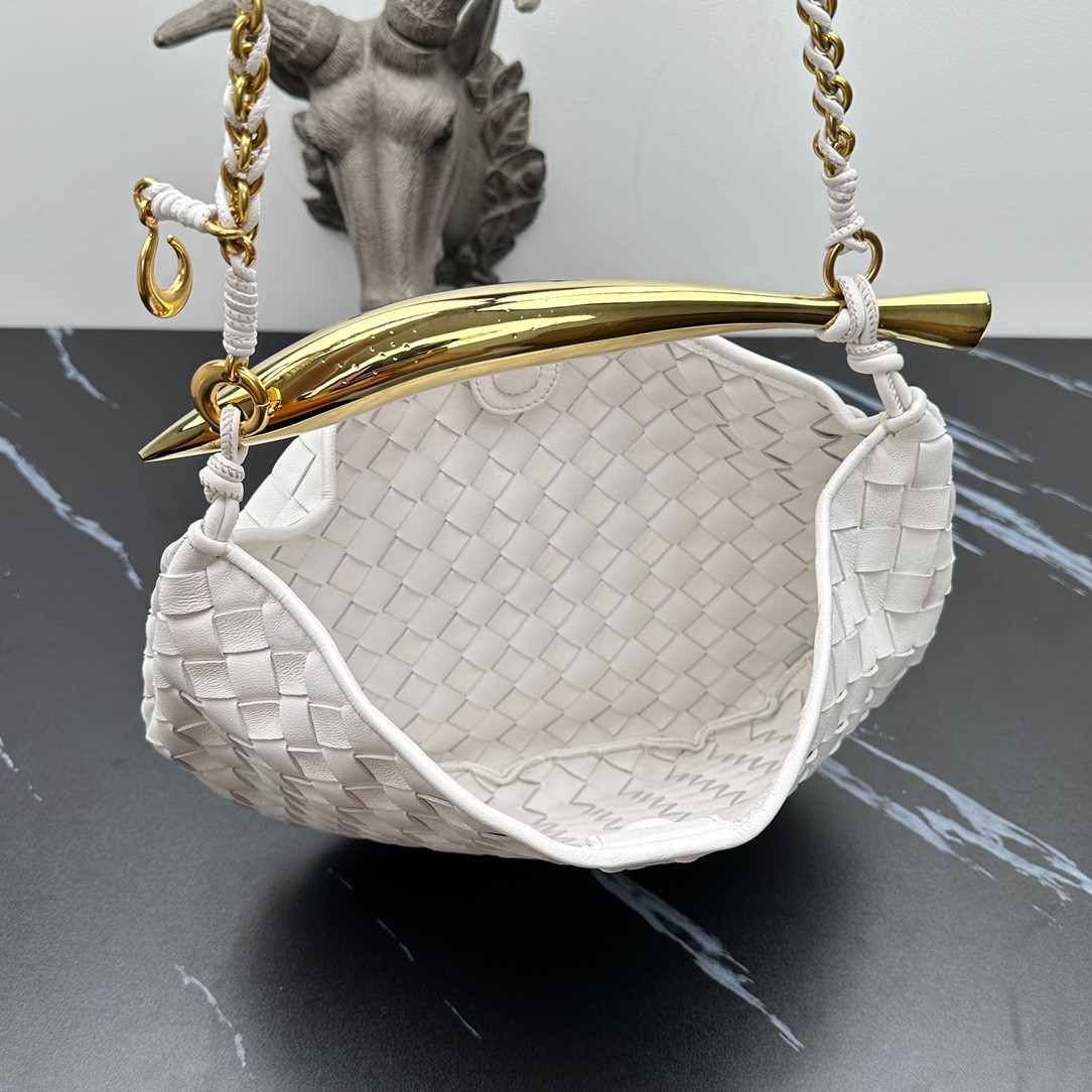 056 100123286 size 33x20x4cm