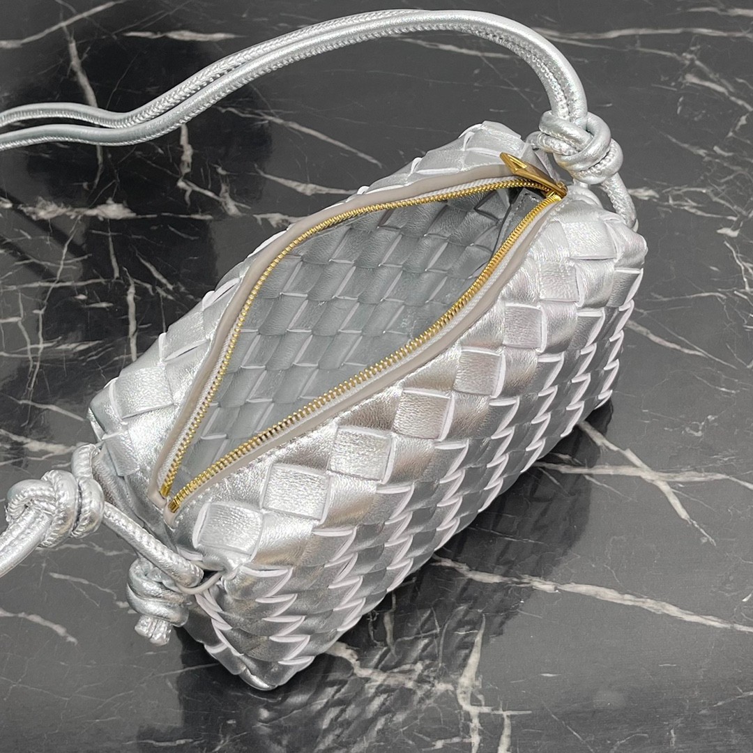 043 60123174;70123202 size 17×10×6cm;size 22×15×8cm