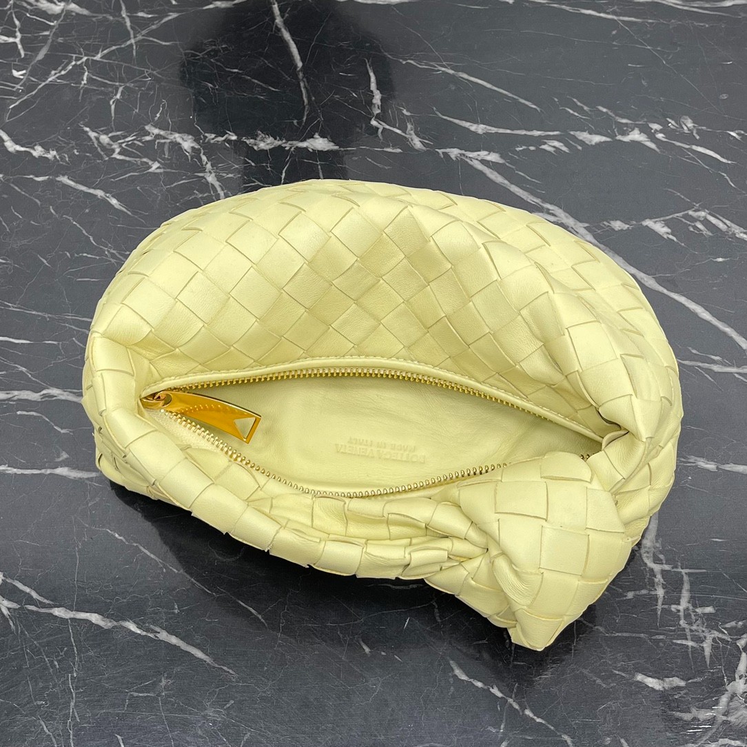 037 58123172 size 28×23×8cm