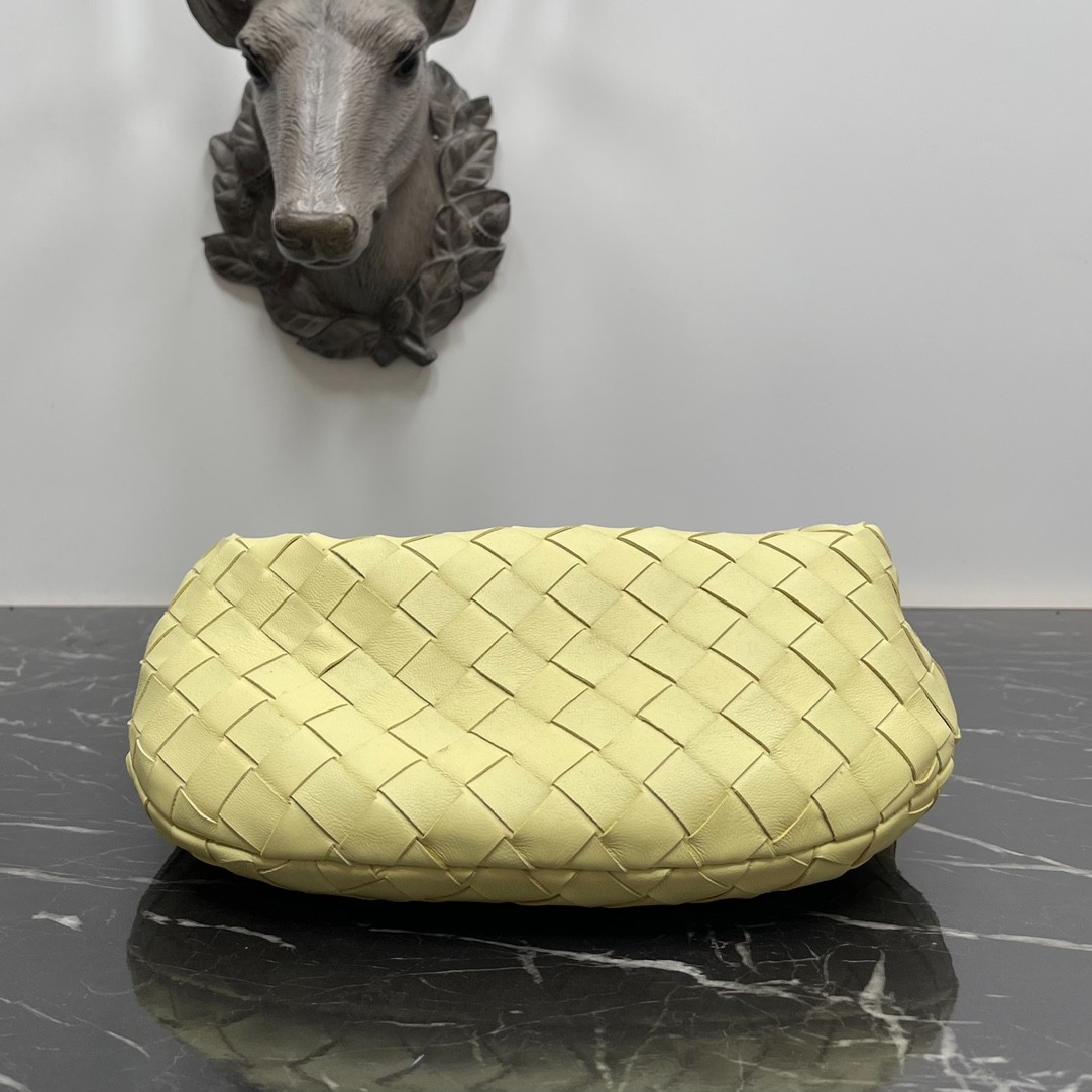 037 58123172 size 28×23×8cm