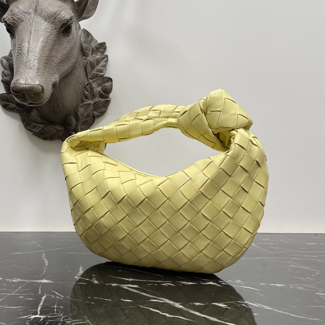 037 58123172 size 28×23×8cm