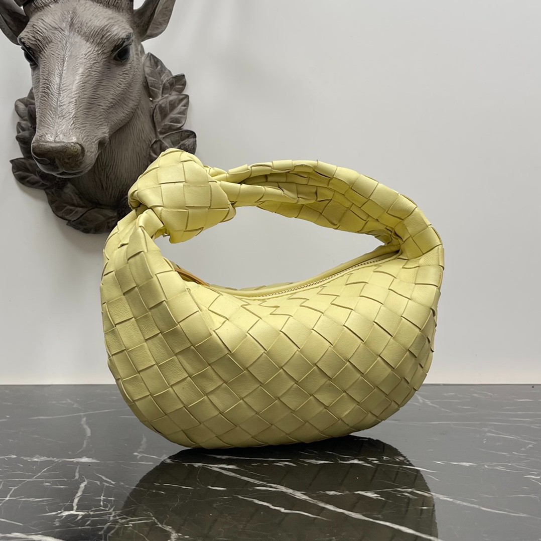 037 58123172 size 28×23×8cm